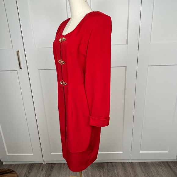 Vintage Red Dress with Gold Trim - Picture 5 of 10